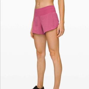 LULULEMON SPEED UP MID RISE 4” INSEAM SIZE 6 SHORTS GUC